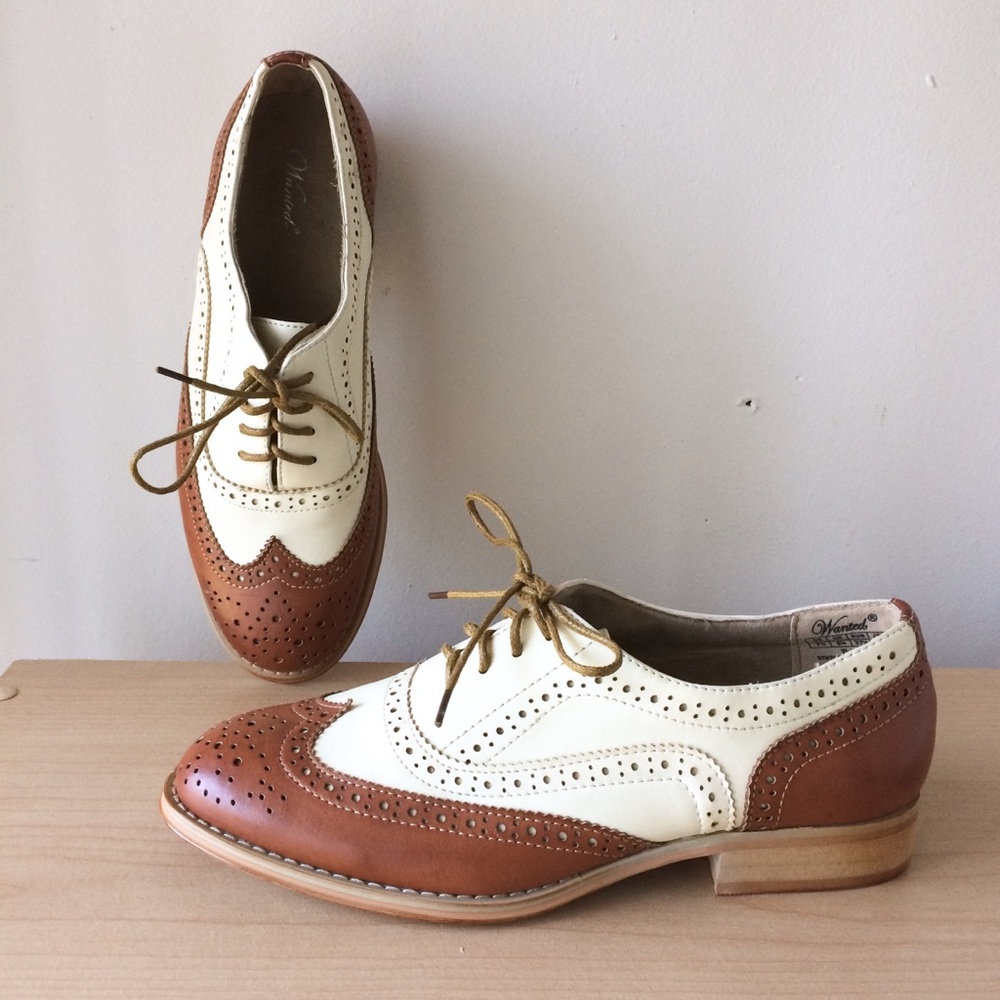 NWOT Vintage Oxford Platform Shoes